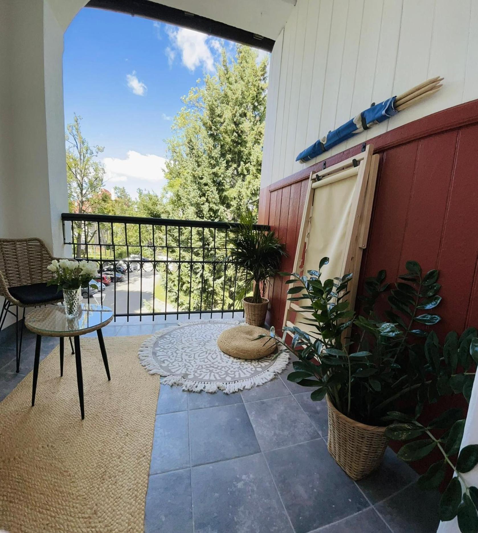 Apartment Mini Chrobrego Przy Plazy Z Loggia